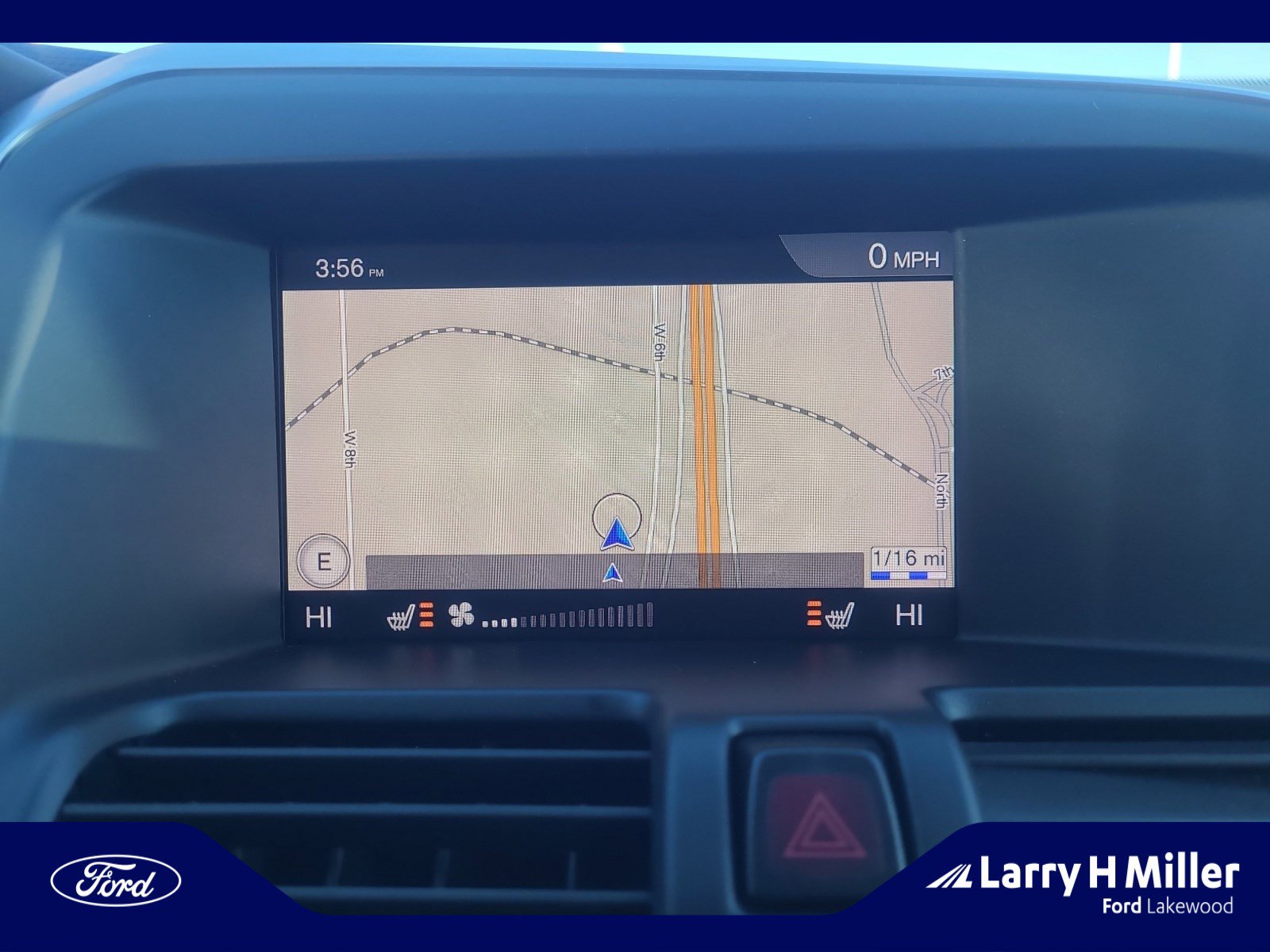 Used 2017 Volvo XC60 T5 Dynamic w/ Preferred Option Package image 27