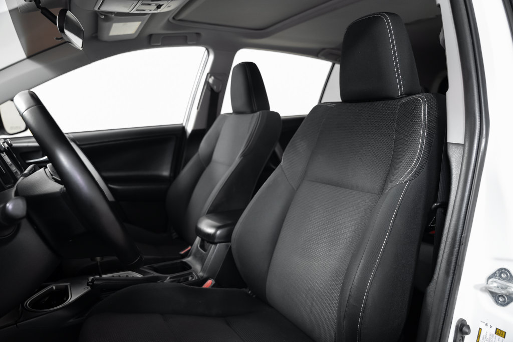 Used 2016 Toyota RAV4 XLE FWD image 19