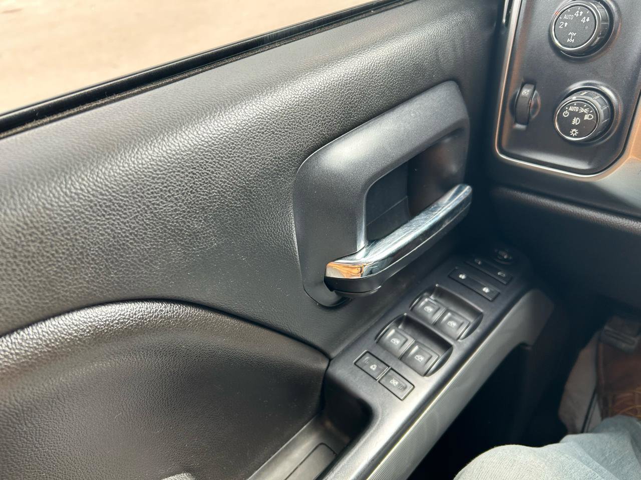 Used 2014 Chevrolet Silverado 1500 LT image 27