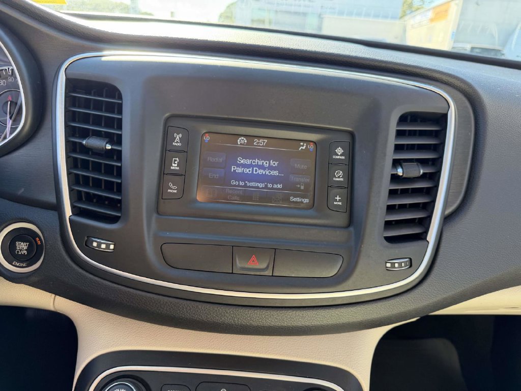 Used 2015 Chrysler 200 Limited w/ Convenience Group FWD image 26