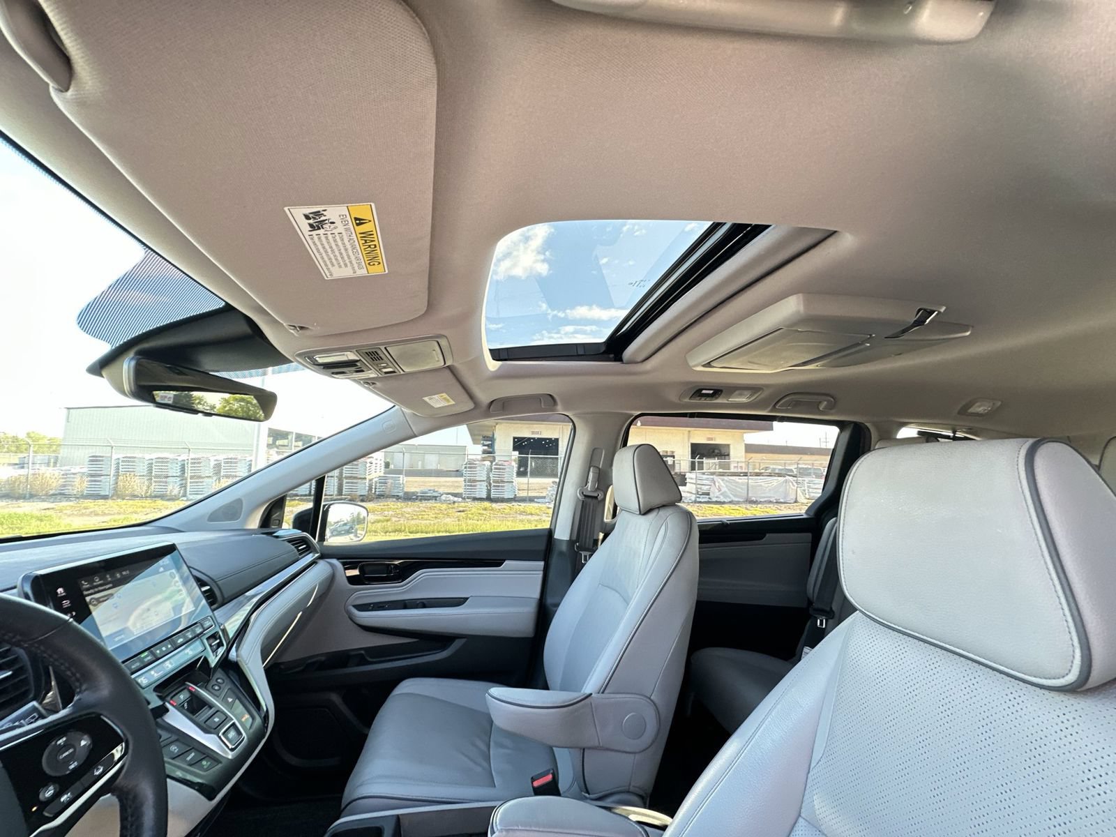 Used 2024 Honda Odyssey Elite image 19