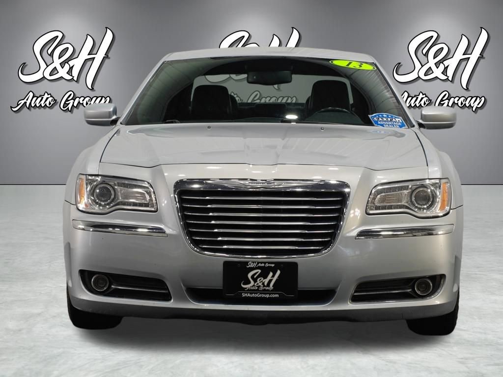 Used 2013 Chrysler 300 w/ Driver Convenience Group image 12