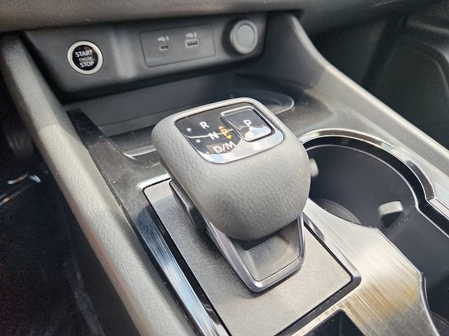 Used 2023 Nissan Rogue SV FWD image 14
