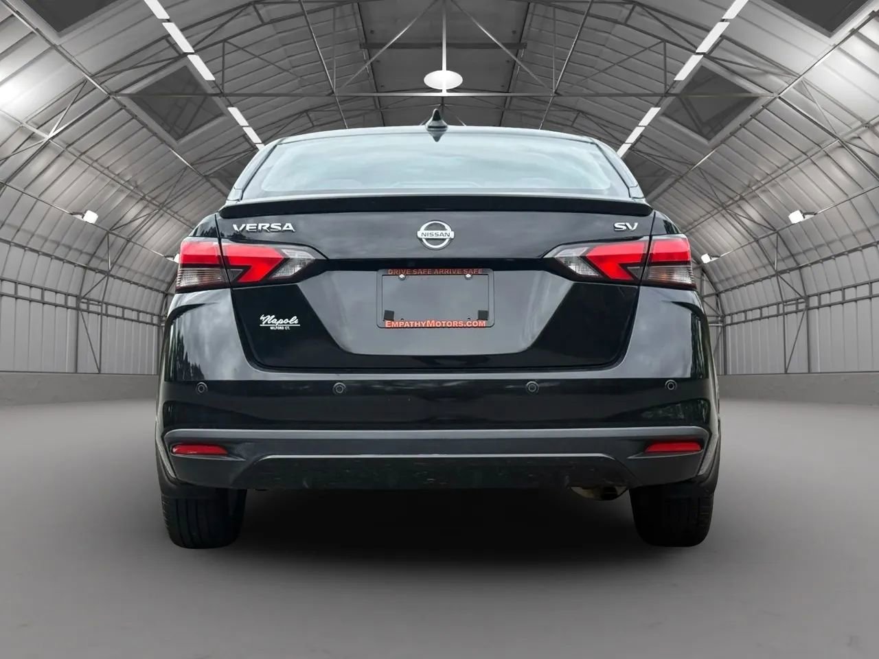 Used 2020 Nissan Versa SV w/ Trunk Package image 4