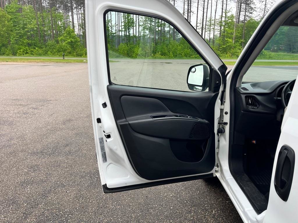 Used 2019 RAM ProMaster City Tradesman SLT FWD image 10