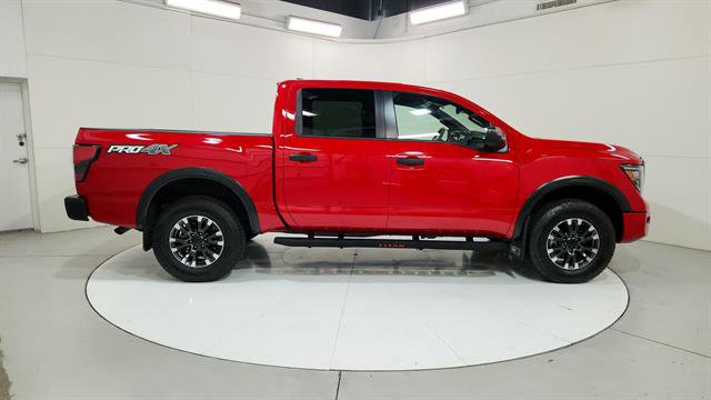 Used 2024 Nissan Titan PRO-4X w/ Off Road Protection Package image 8