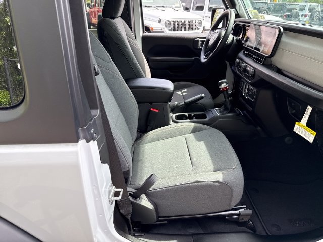 New 2026 Jeep Wrangler Sport AWD/4WD image 9