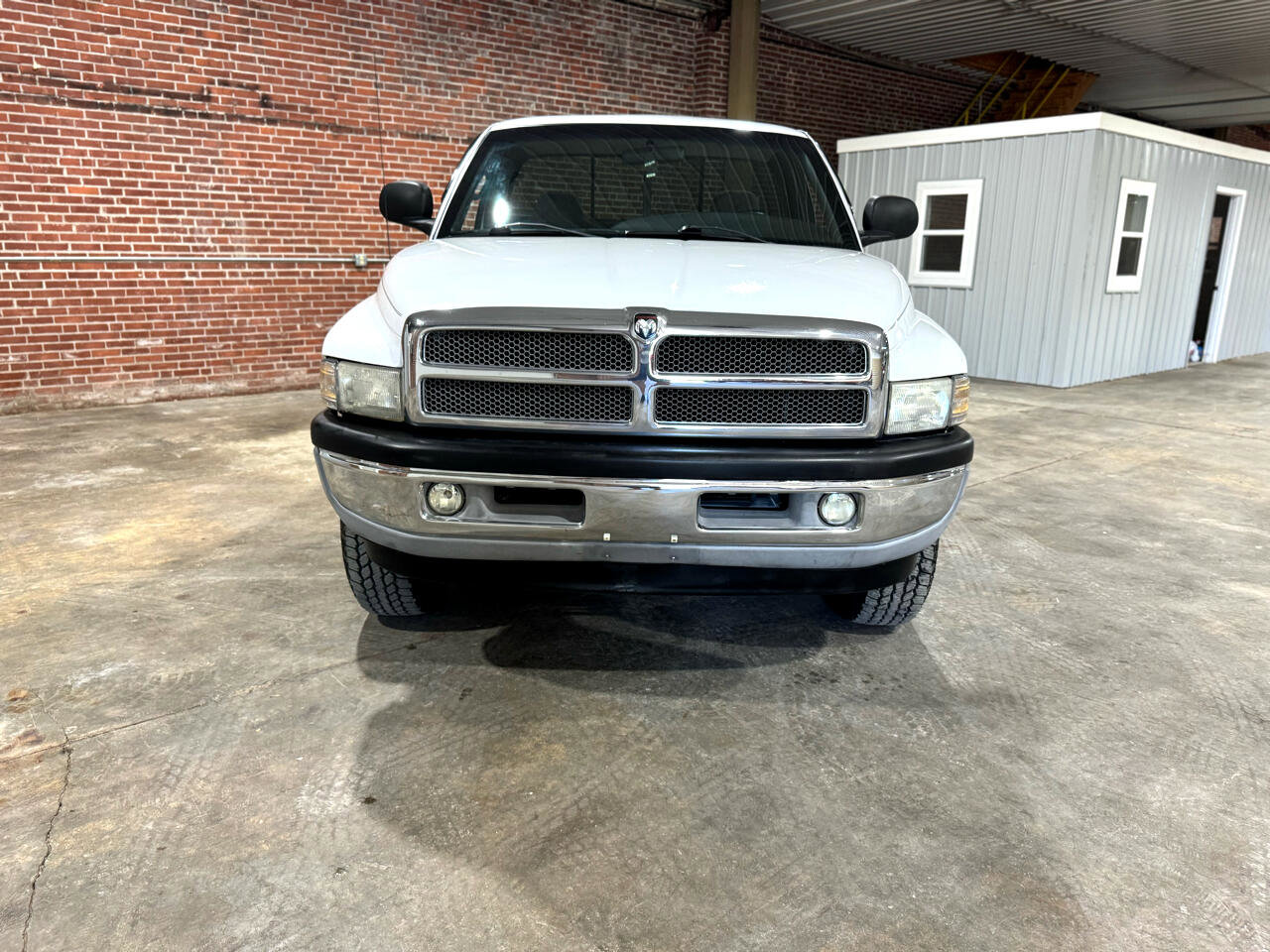 Used 2001 Dodge Ram 1500 Truck ST image 2