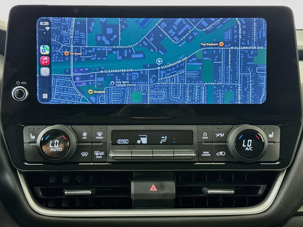 Used 2024 Toyota Grand Highlander AWD image 14