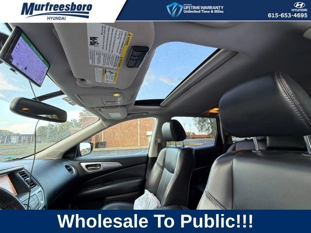 Used 2017 Nissan Pathfinder SL w/ SL Premium Package AWD/4WD image 8