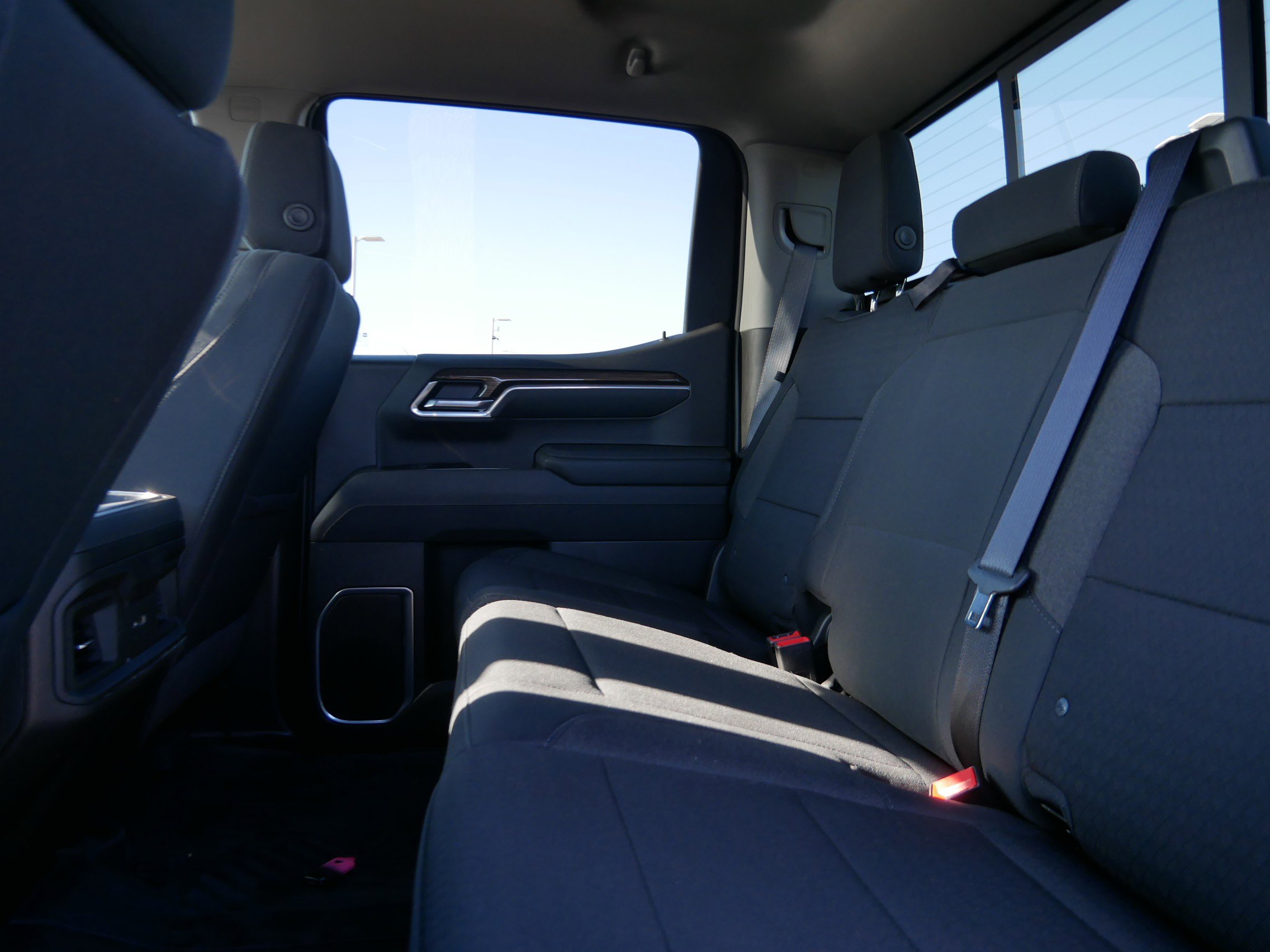 Used 2026 Chevrolet Silverado 1500 LT image 5