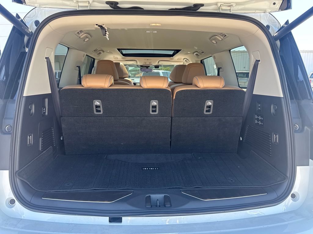 Used 2025 INFINITI QX80 Sensory image 14