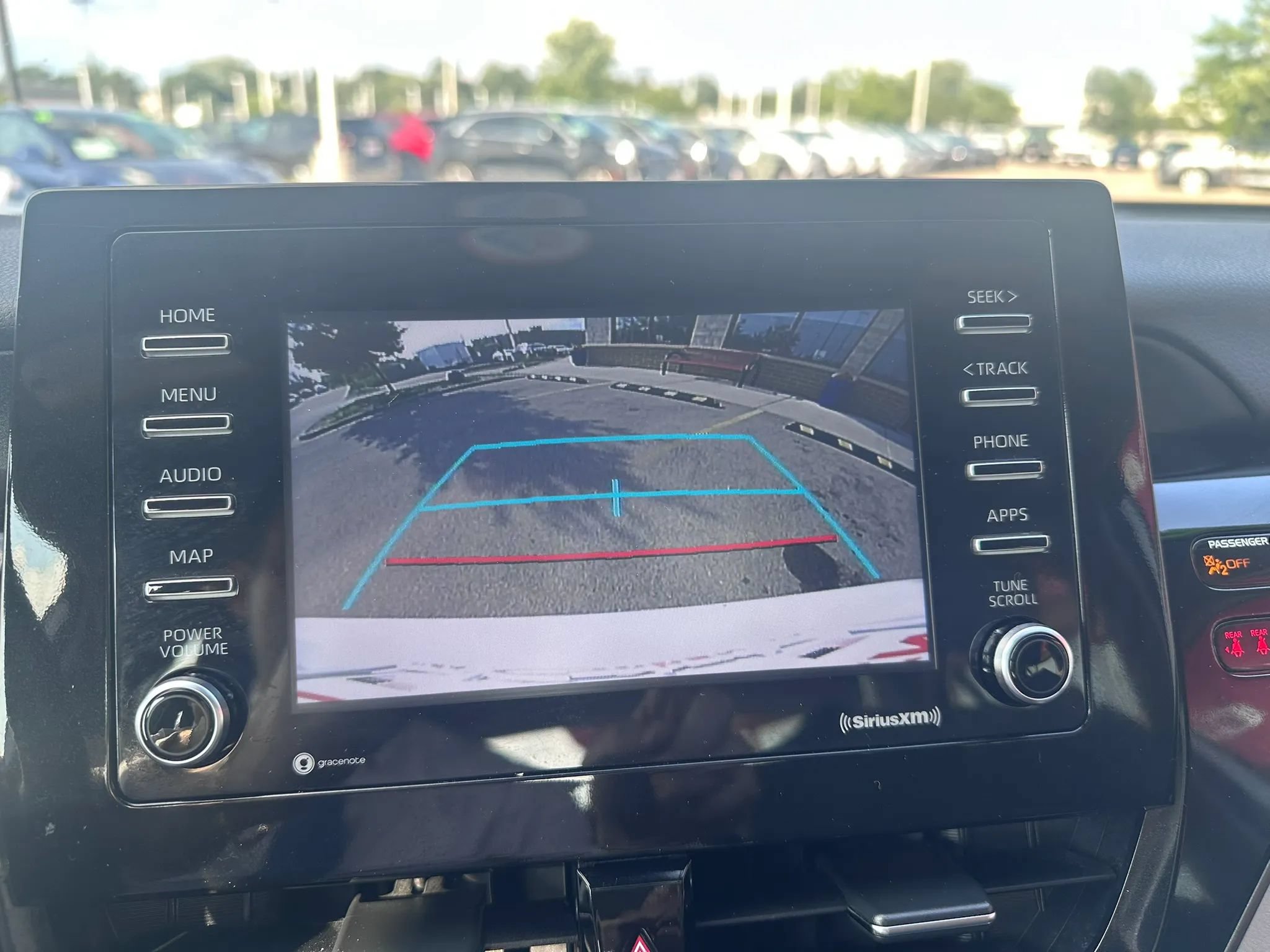 Used 2022 Toyota Camry LE FWD image 17