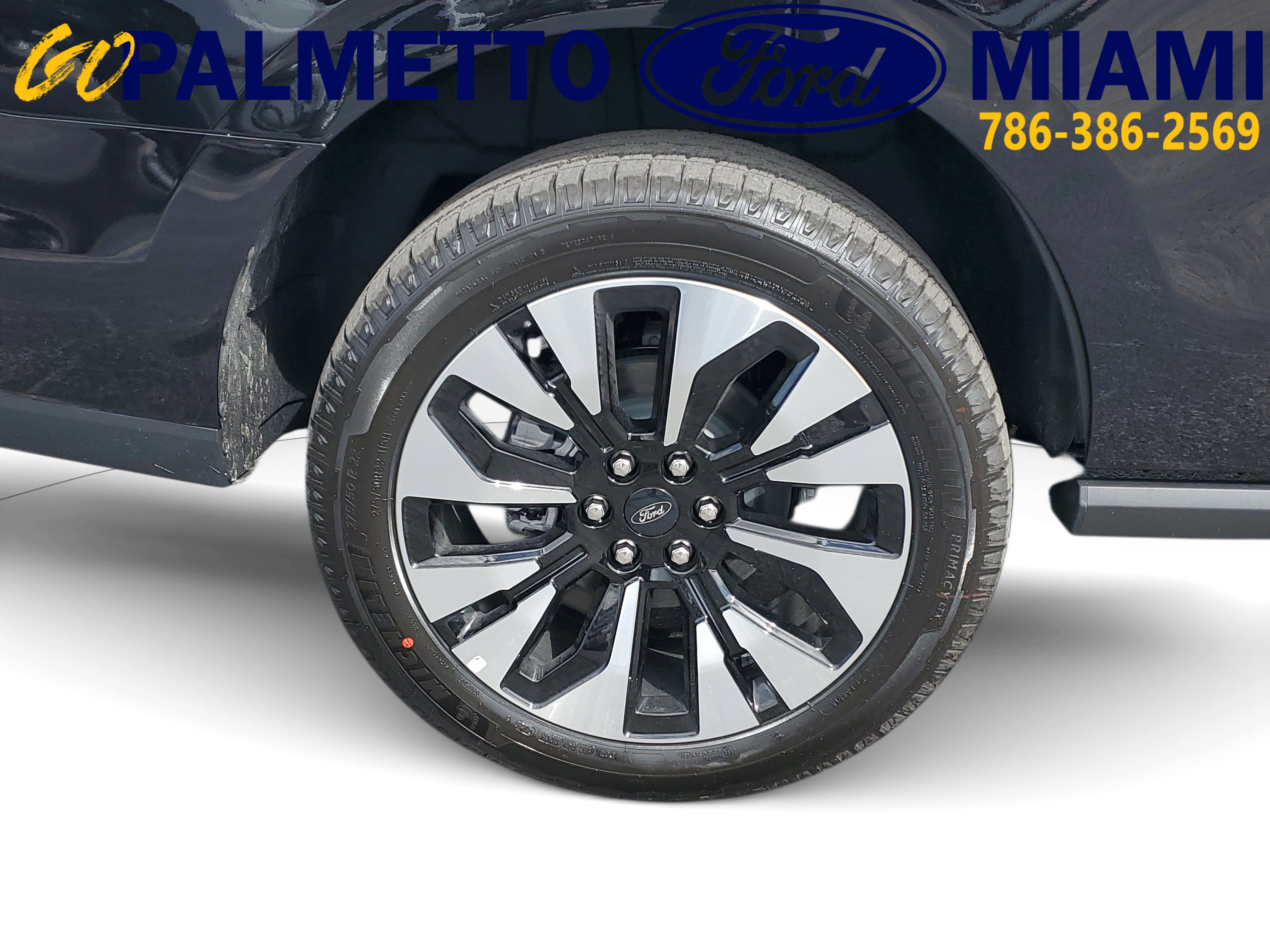 New 2026 Ford Expedition Platinum w/ Driver's Package AWD/4WD image 7