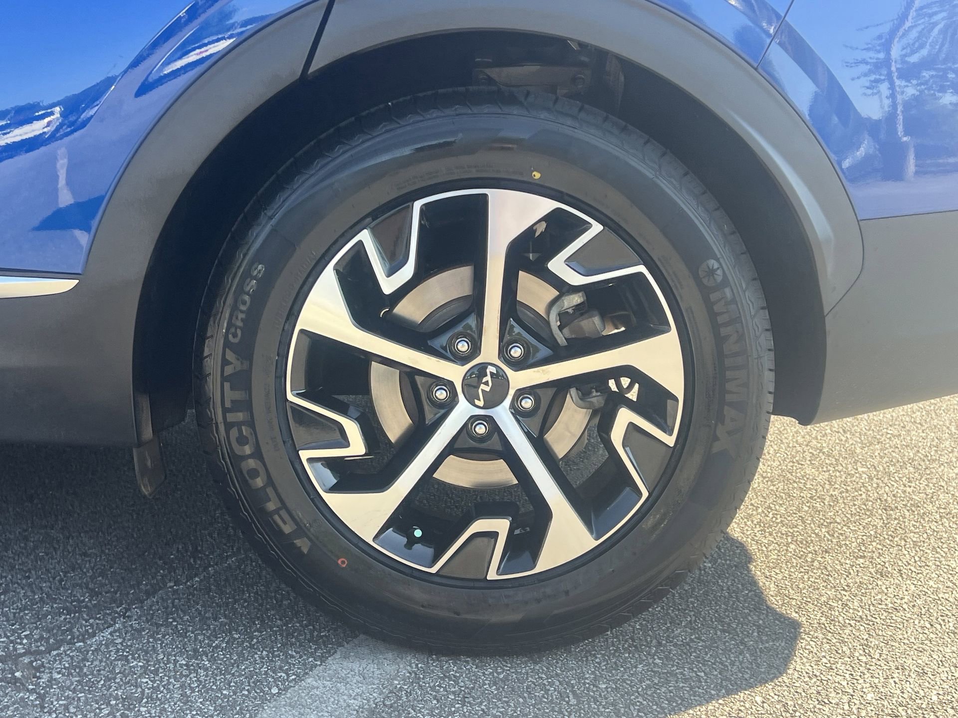 Used 2023 Kia Sportage EX FWD image 30