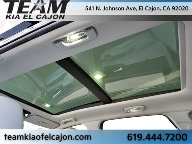 Certified 2025 Kia Sorento S w/ Panoramic Sunroof Package FWD image 18