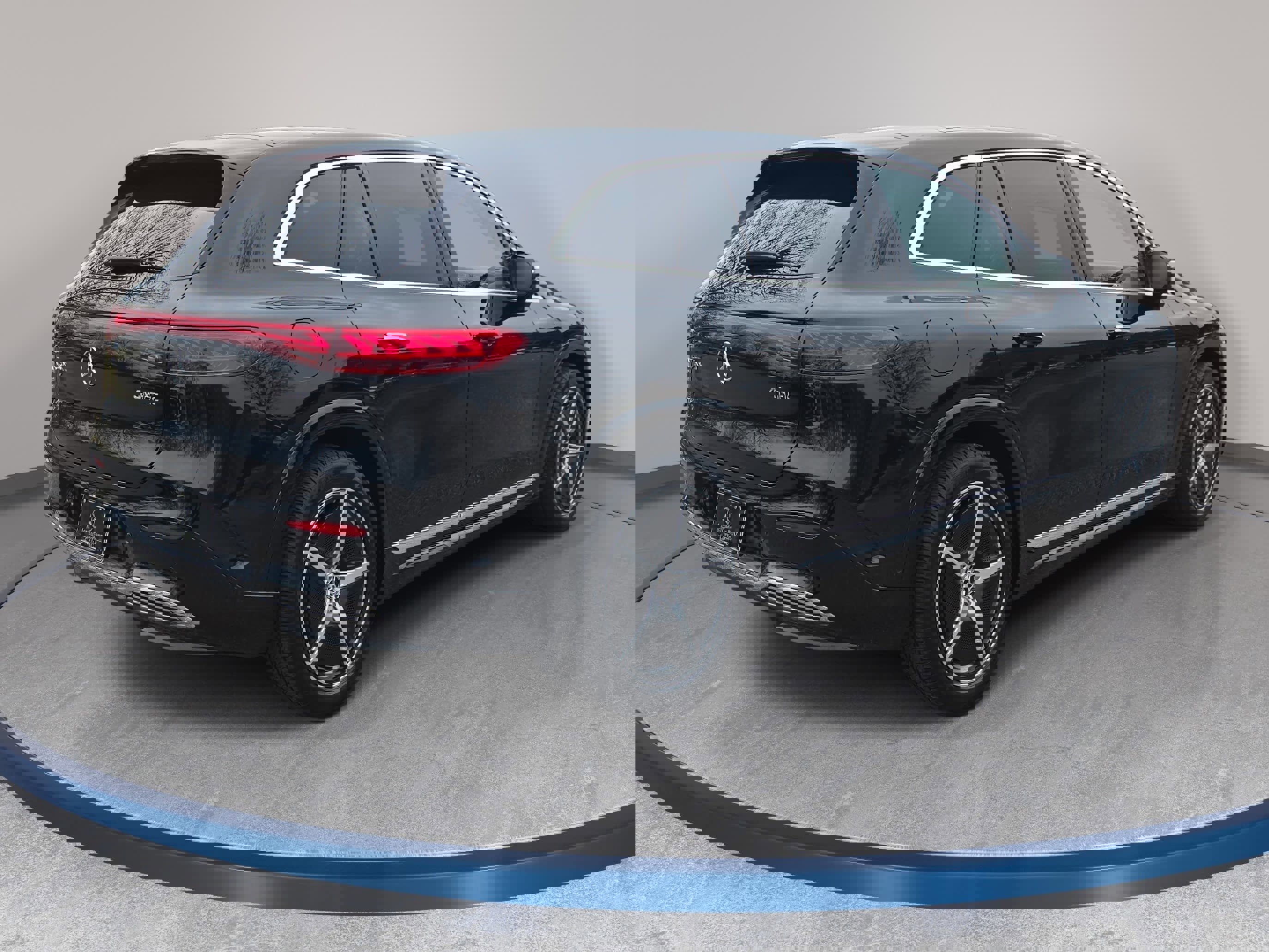 Certified 2023 Mercedes-Benz EQS 580 4MATIC SUV image 5