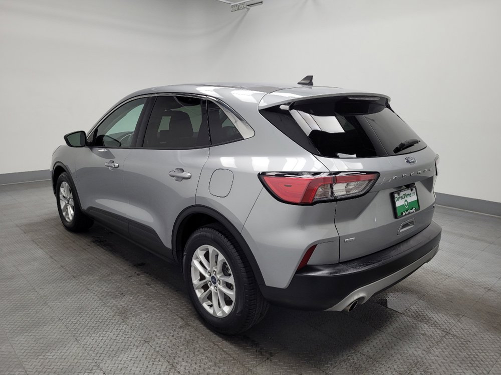 Used 2022 Ford Escape SE FWD image 3