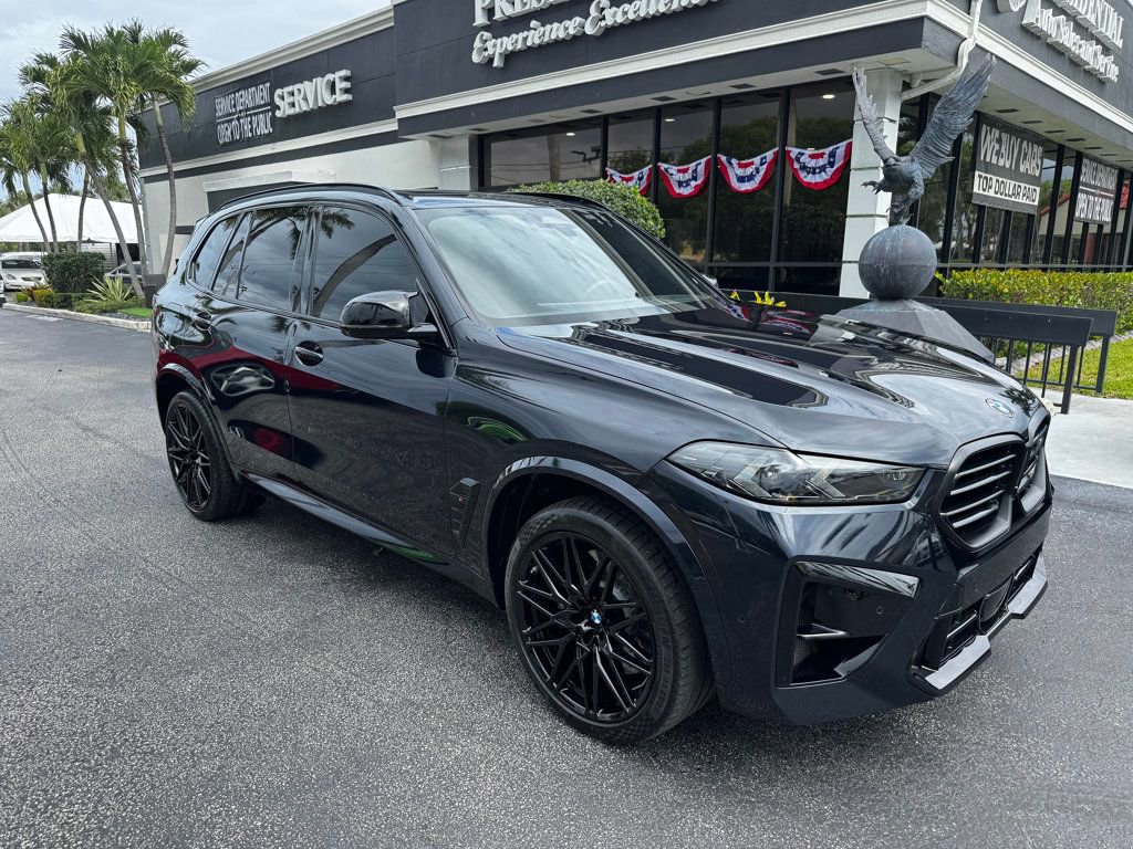 Used 2025 BMW X5 M Competition AWD/4WD image 3
