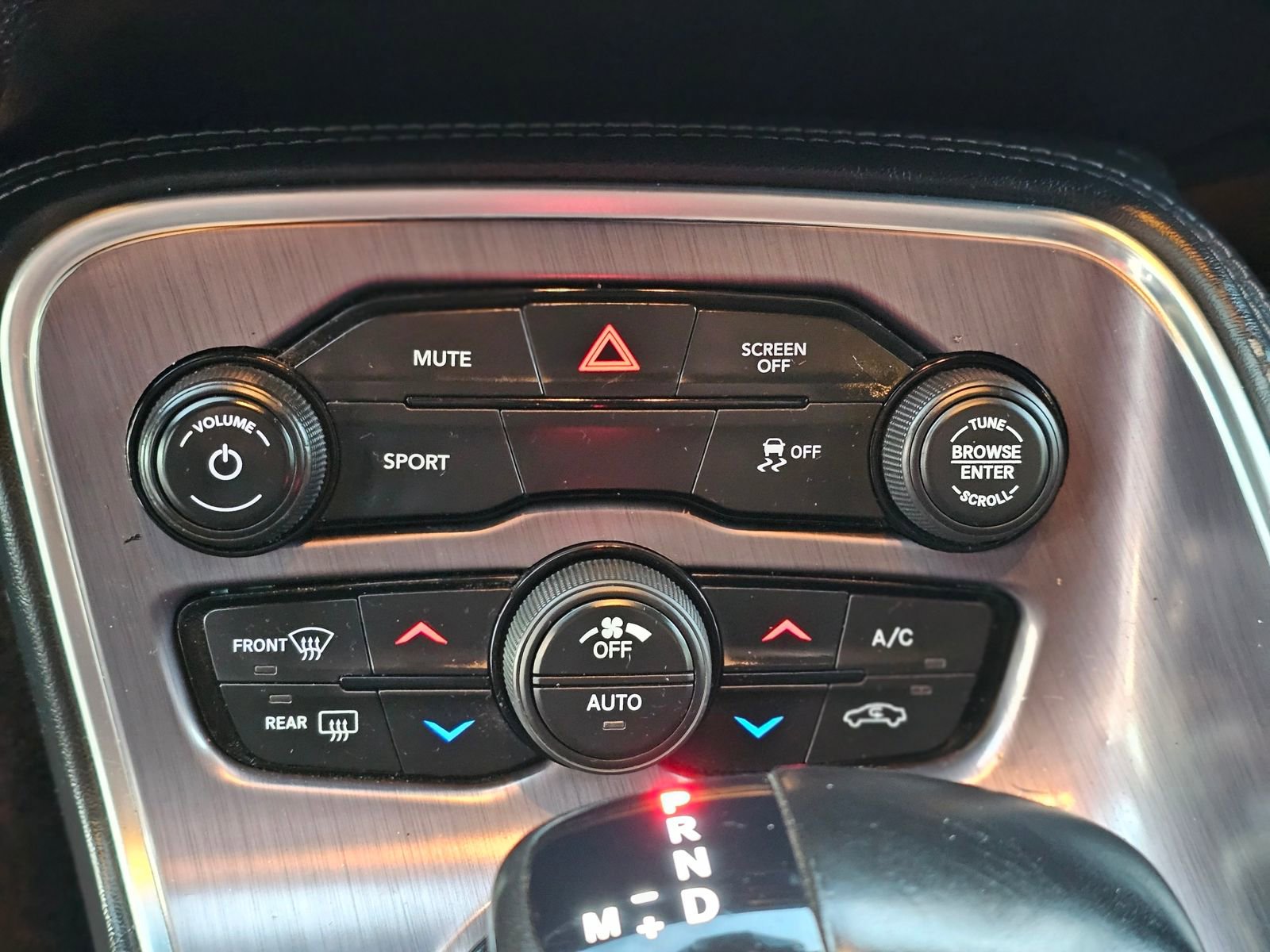 Used 2018 Dodge Challenger R/T image 14