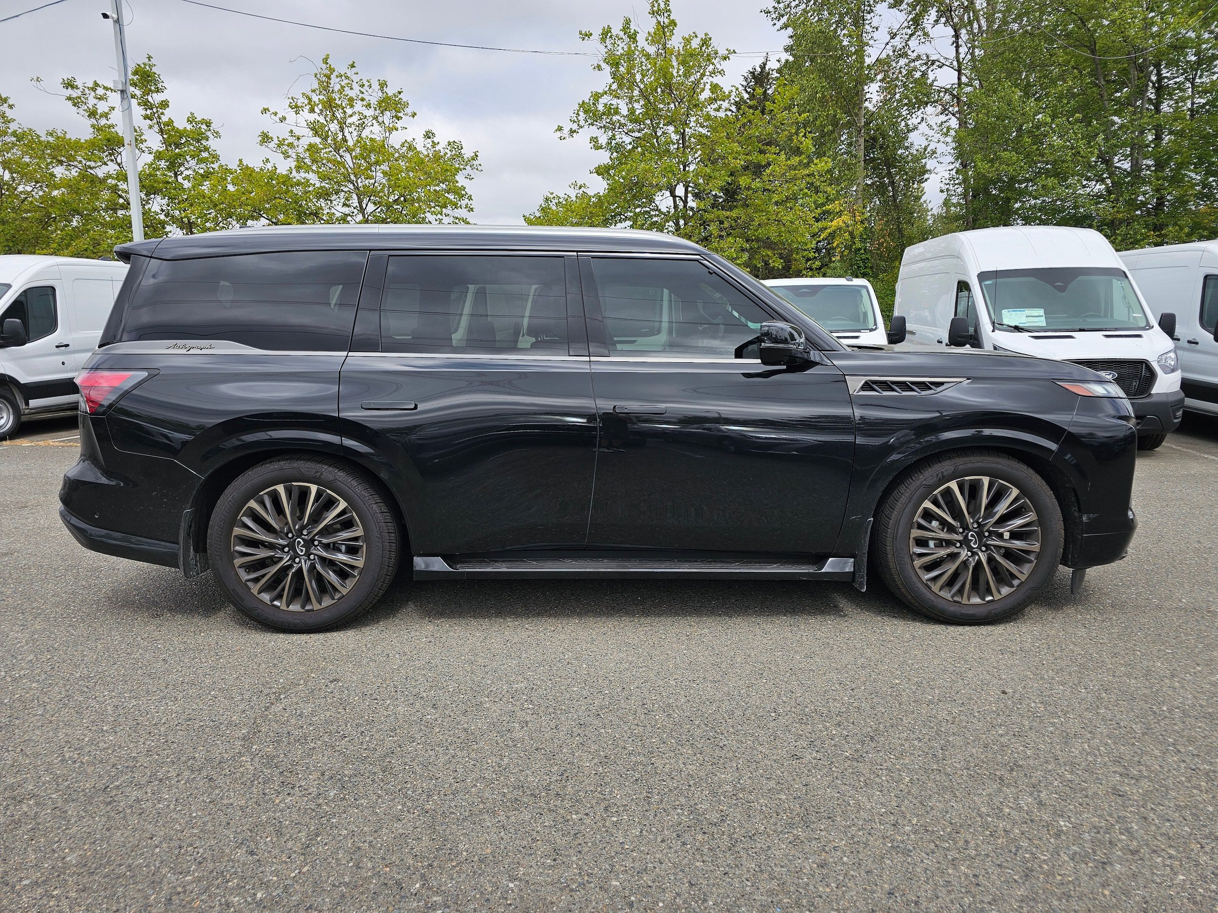 Used 2025 INFINITI QX80 Autograph AWD/4WD image 4