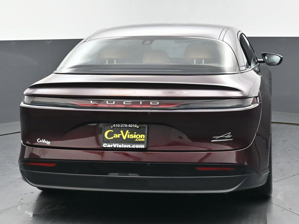 Used 2024 Lucid Air Touring image 3