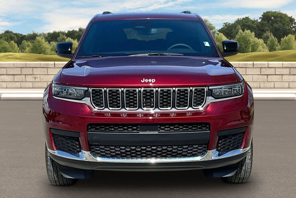Used 2024 Jeep Grand Cherokee L Laredo w/ Luxury Tech Group I image 3