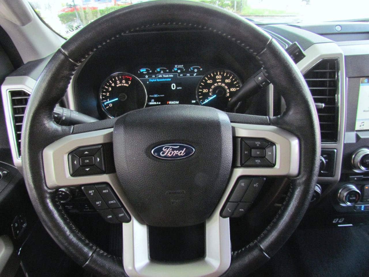 Used 2018 Ford F150 Lariat RWD image 30