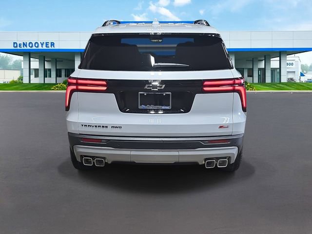 New 2026 Chevrolet Traverse Z71 w/ Enhanced Driving Package image 7