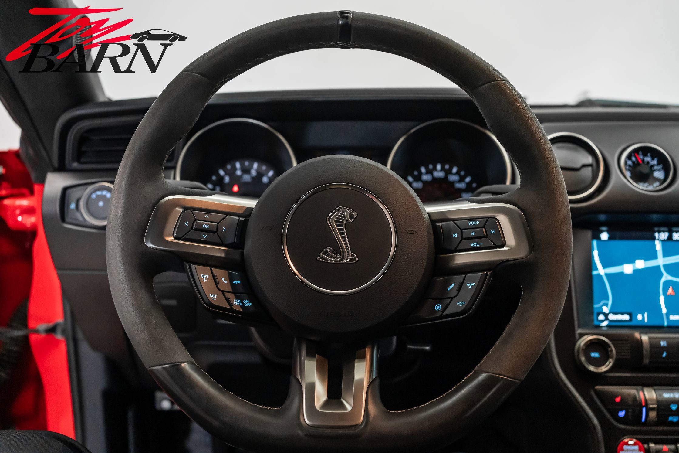 Used 2016 Ford Mustang Shelby GT350 w/ Technology Package image 27