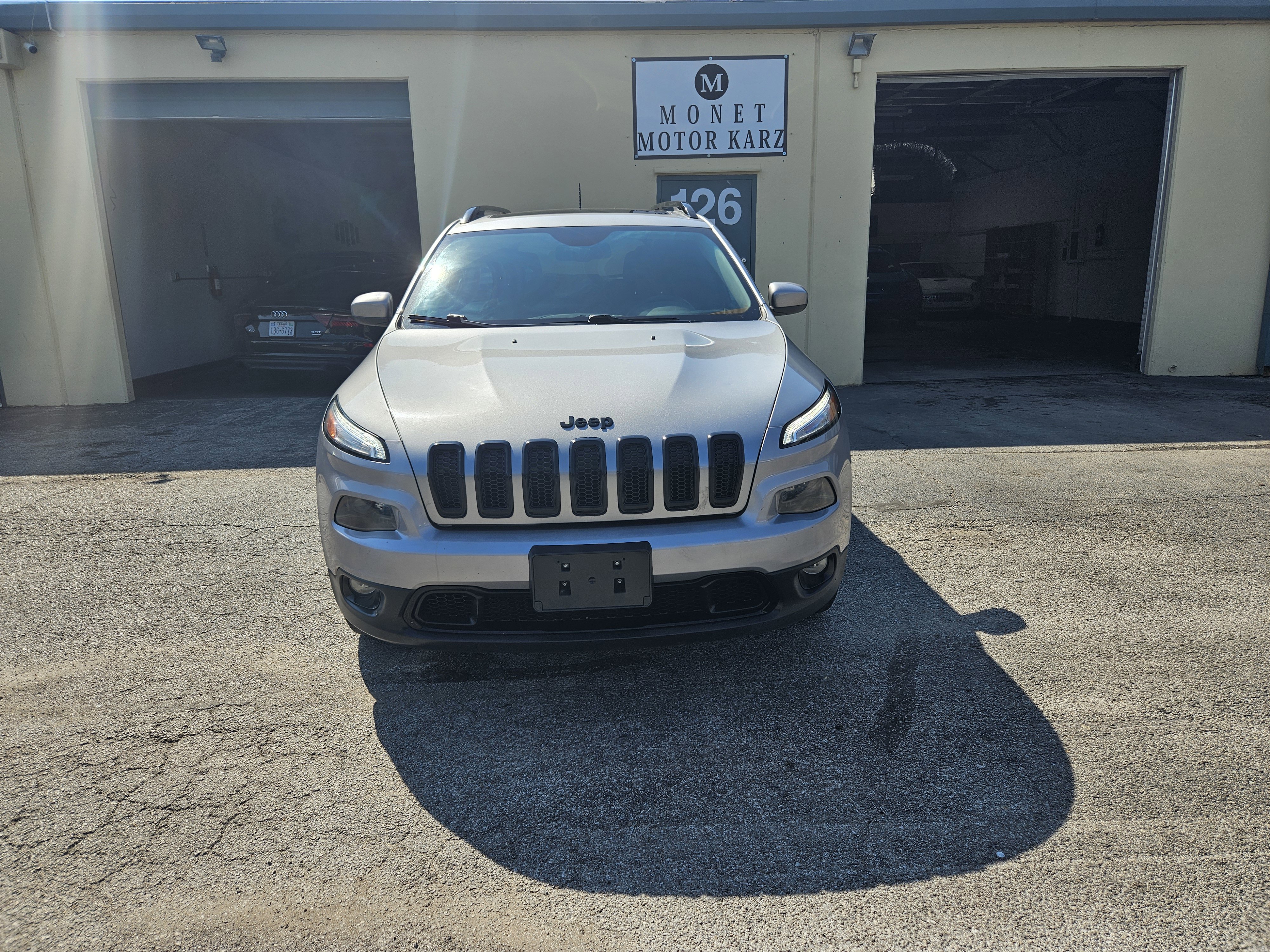 Used 2016 Jeep Cherokee Latitude w/ Comfort/Convenience Group