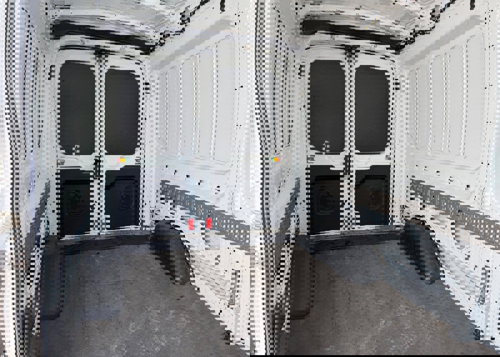 Certified 2019 Ford Transit 350 148 Medium Roof w/ Interior Upgrade Package image 17