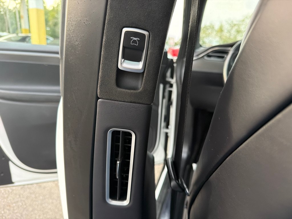 Used 2017 Tesla Model X 100D AWD/4WD image 56