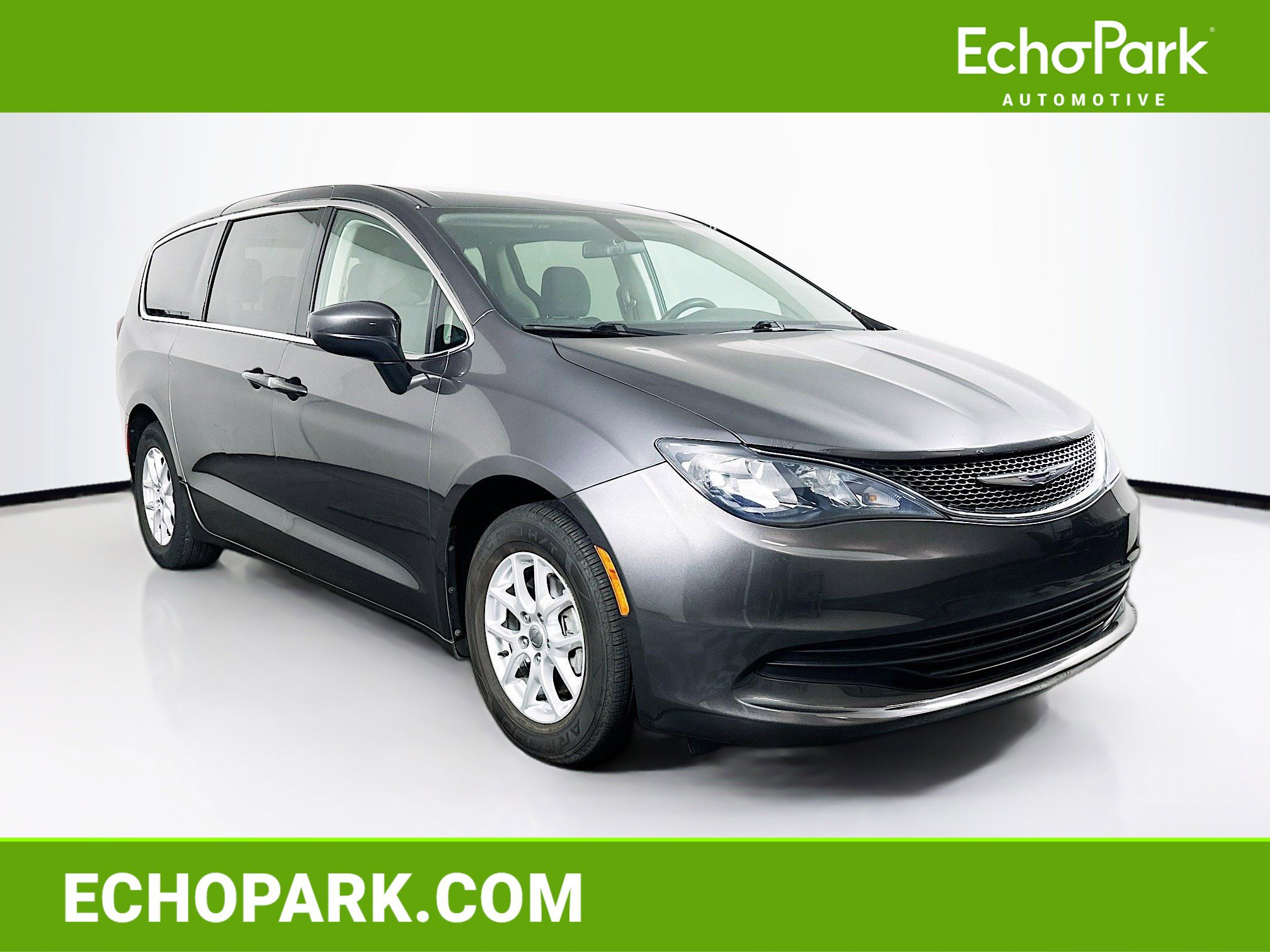 Used 2018 Chrysler Pacifica LX FWD image 1
