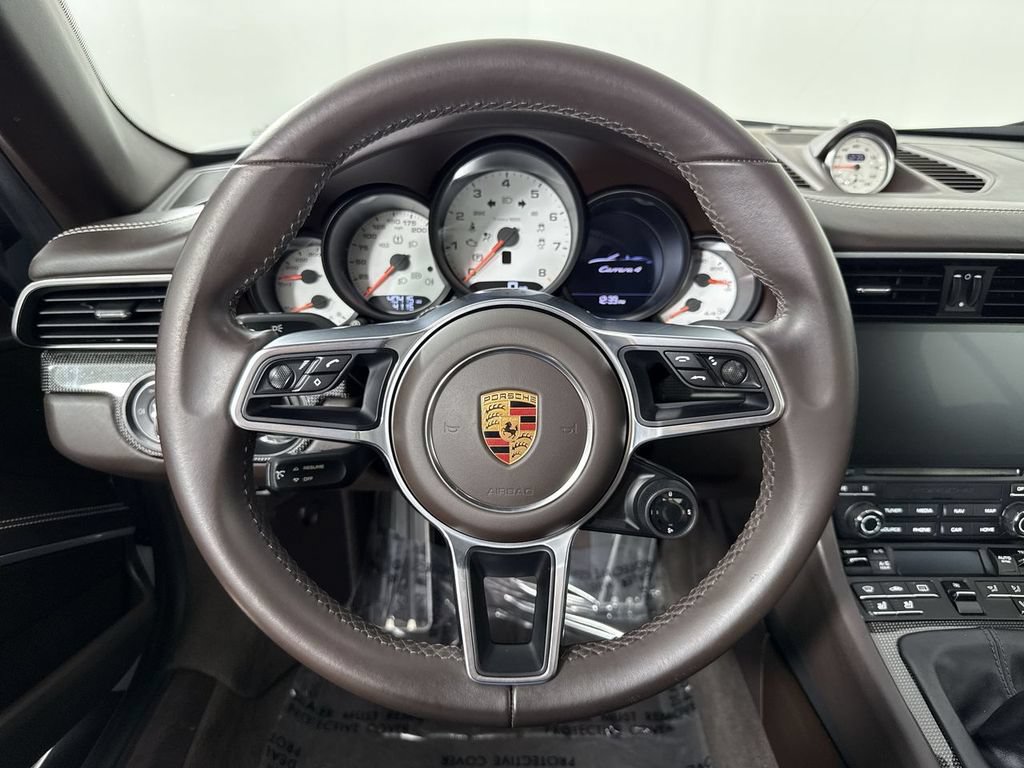 Certified 2017 Porsche 911 Carrera 4 AWD/4WD image 36