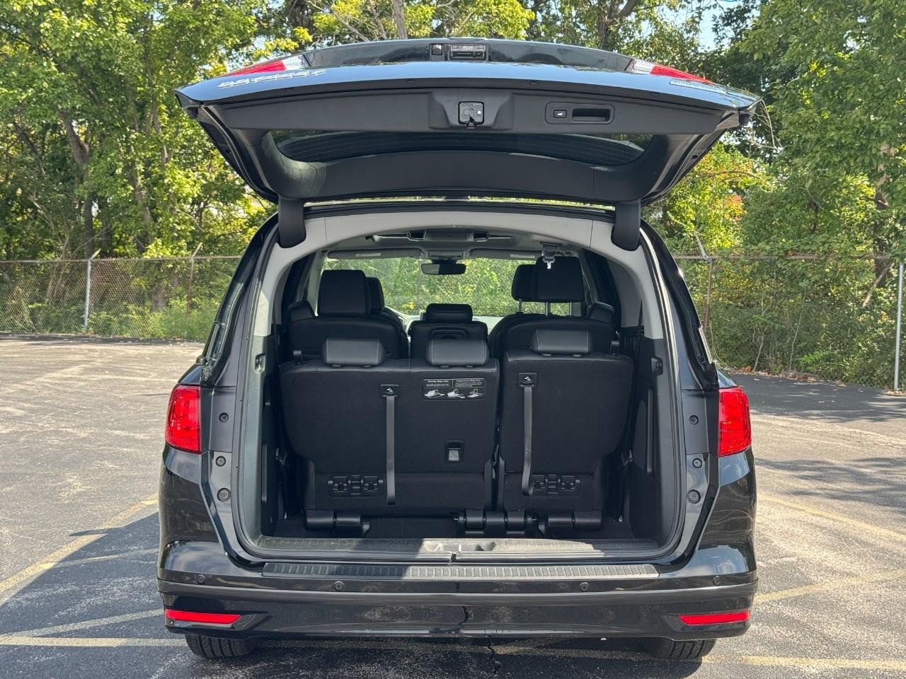 Used 2023 Honda Odyssey Touring image 6