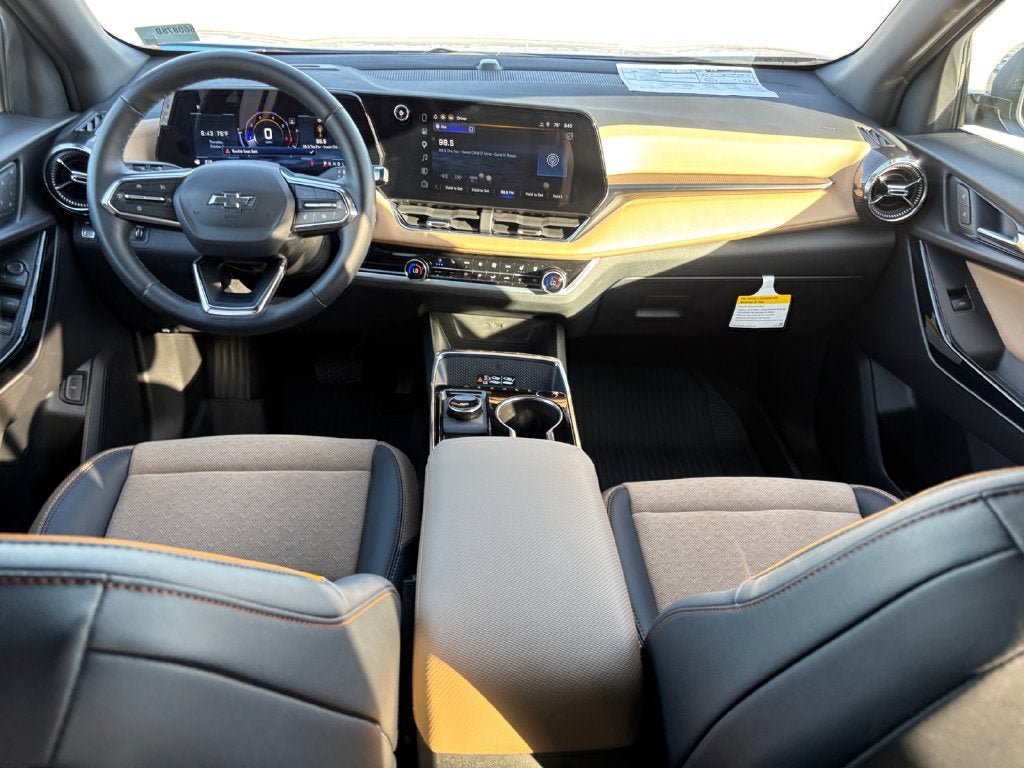 Used 2026 Chevrolet Equinox ACTIV w/ Convenience Package III AWD/4WD image 12