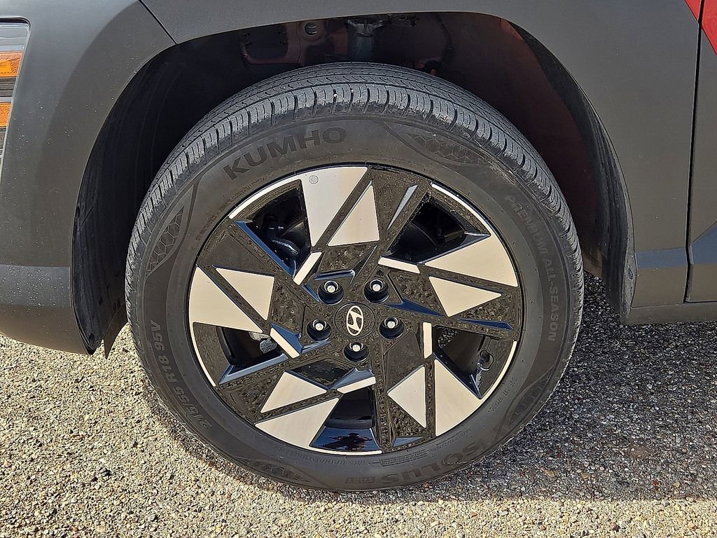 Used 2025 Hyundai Kona SEL image 10