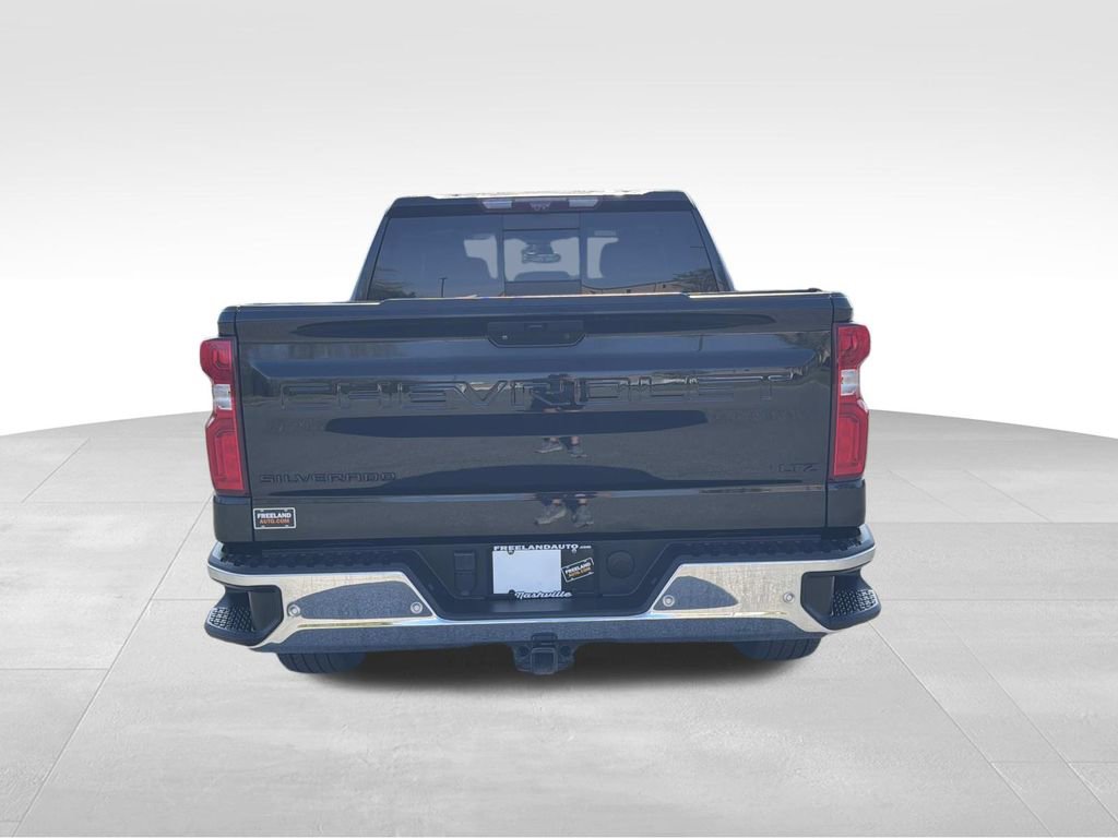 Used 2022 Chevrolet Silverado 1500 LTZ w/ Technology Package AWD/4WD image 4