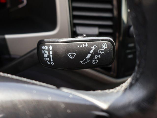 Used 2019 Volkswagen Atlas SEL R-Line image 41