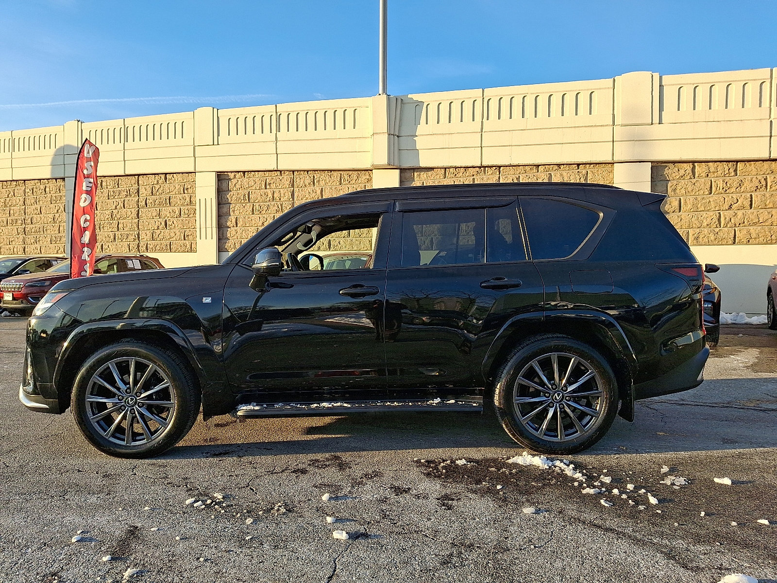 Used 2022 Lexus LX 600 F Sport image 7