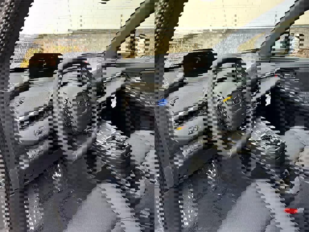 New 2026 Subaru Solterra Premium image 2