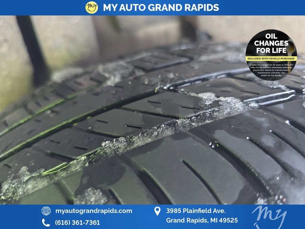 Used 2024 Volkswagen Jetta SE image 38