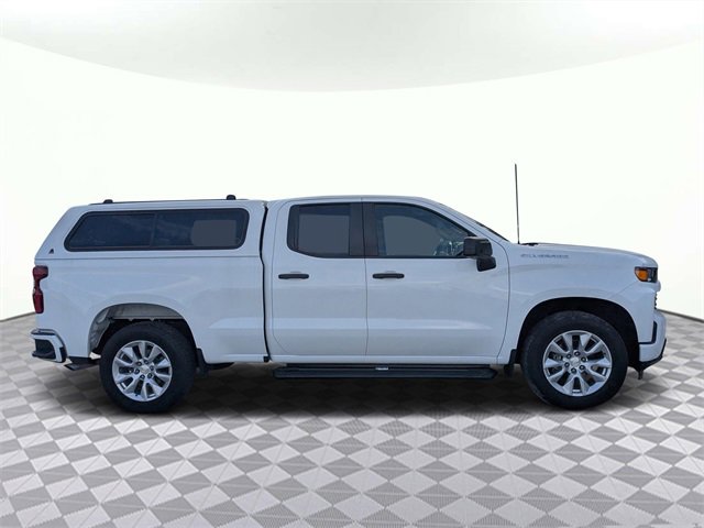 Used 2022 Chevrolet Silverado 1500 Custom image 3