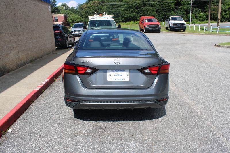 Used 2023 Nissan Altima 2.5 S FWD image 5
