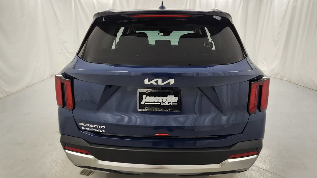 New 2026 Kia Sorento S w/ S Panoramic Sunroof Package FWD image 4