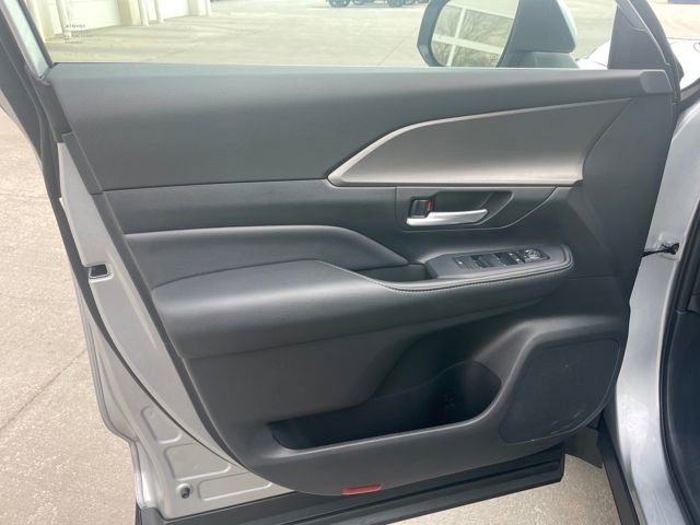 Certified 2025 Toyota Grand Highlander AWD image 10