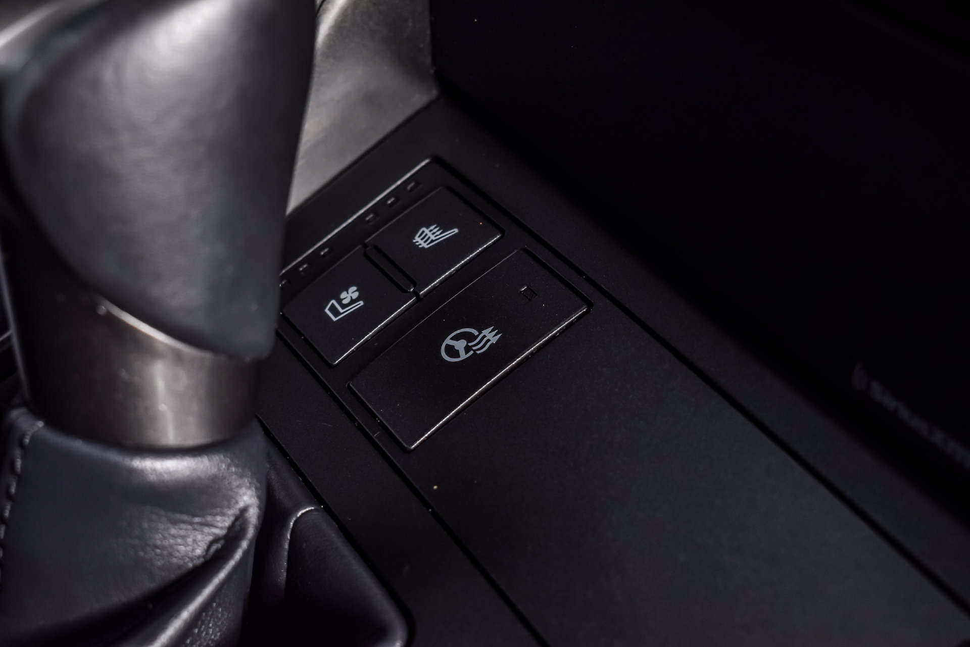 Used 2023 Lexus IS 300 w/ Premium Package RWD image 26