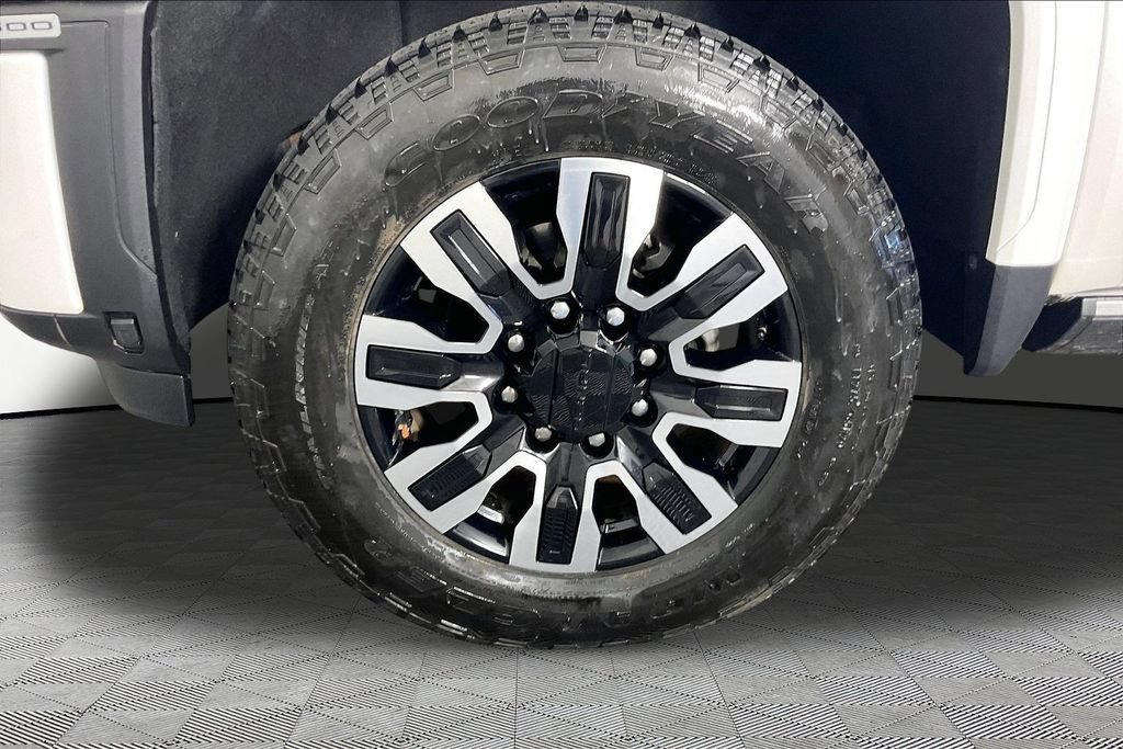 Certified 2025 GMC Sierra 2500 Denali Ultimate w/ Max Trailering Package AWD/4WD image 30