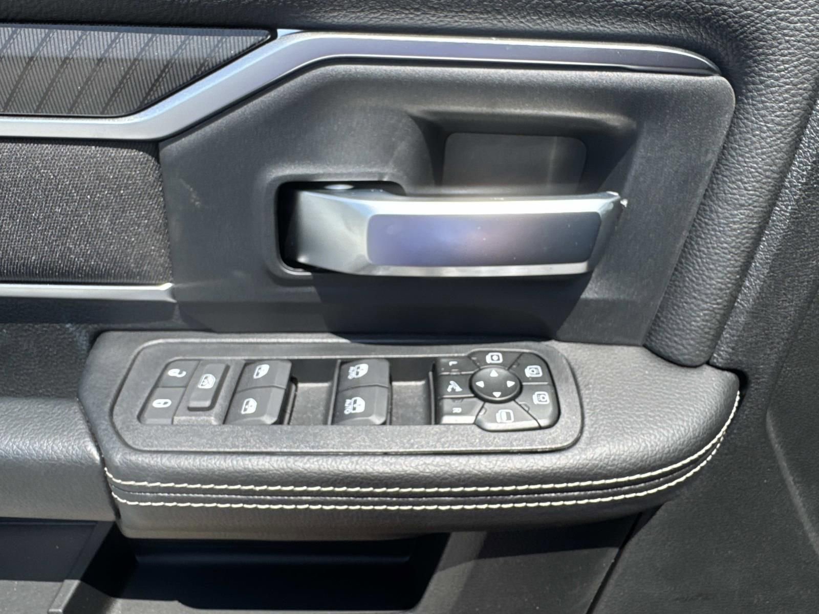 New 2026 RAM 2500 Big Horn AWD/4WD image 19
